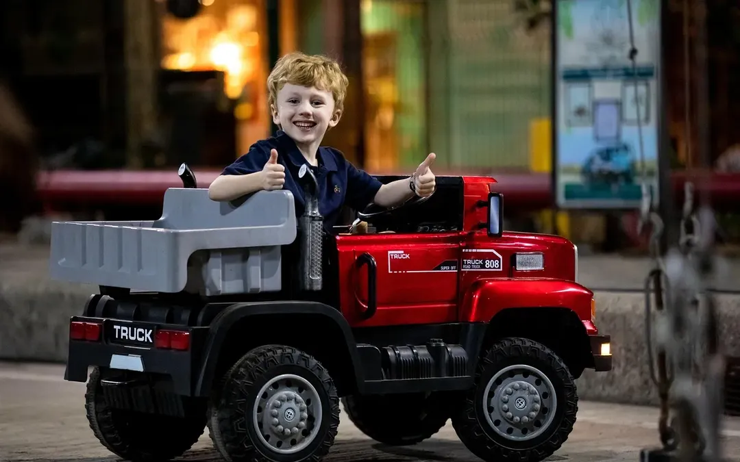 Antique Trucks & Wood-Fired Pizza, Family Love, and Building Successful Businesses